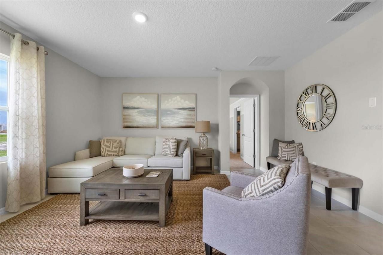 679 Lazio Circle, Debary, FL 32713 Photo