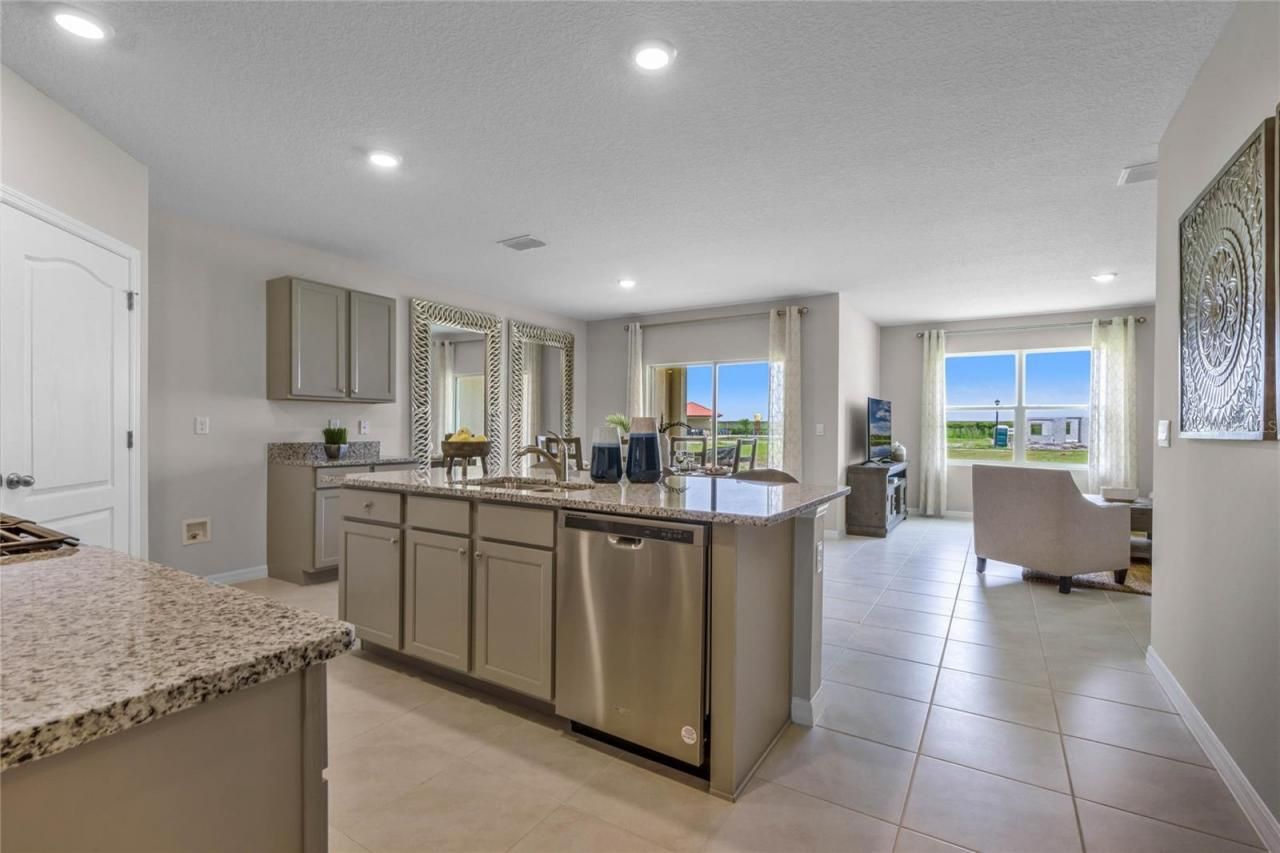 679 Lazio Circle, Debary, FL 32713 Photo