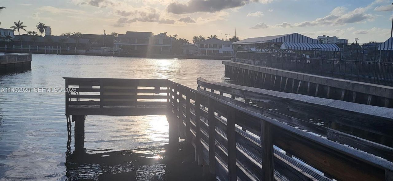 2069 S Ocean Dr, Unit TH12, Hallandale Beach, FL 33009 Photo