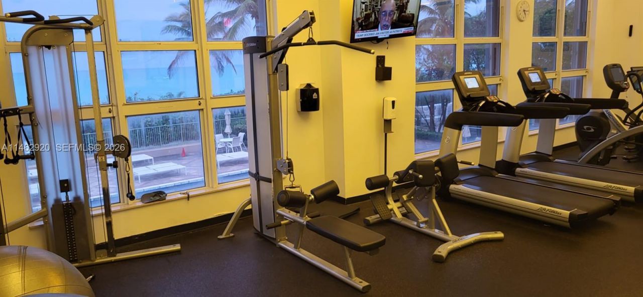 2069 S Ocean Dr, Unit TH12, Hallandale Beach, FL 33009 Photo