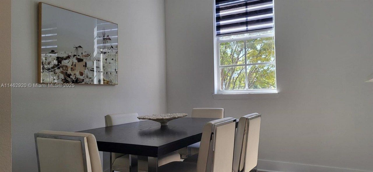 2069 S Ocean Dr, Unit TH12, Hallandale Beach, FL 33009 Photo