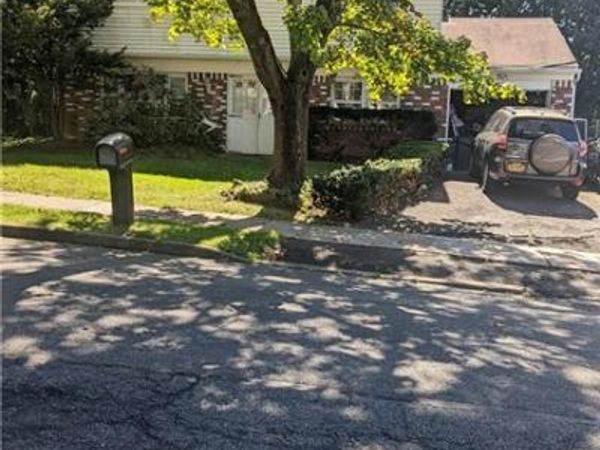 3 Valley Drive, Nanuet, NY 10954