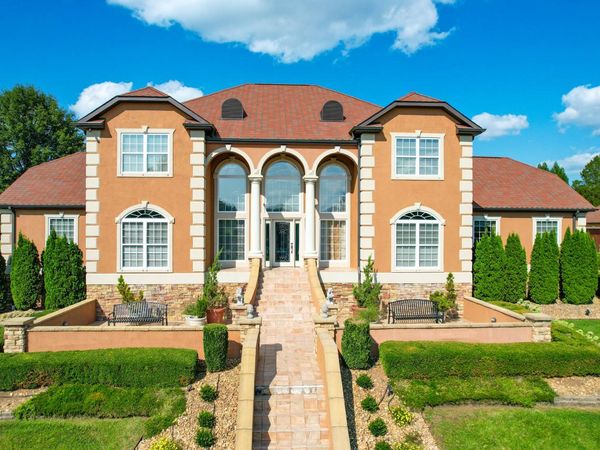 124 Cross Community Road, Bristol, TN 37620