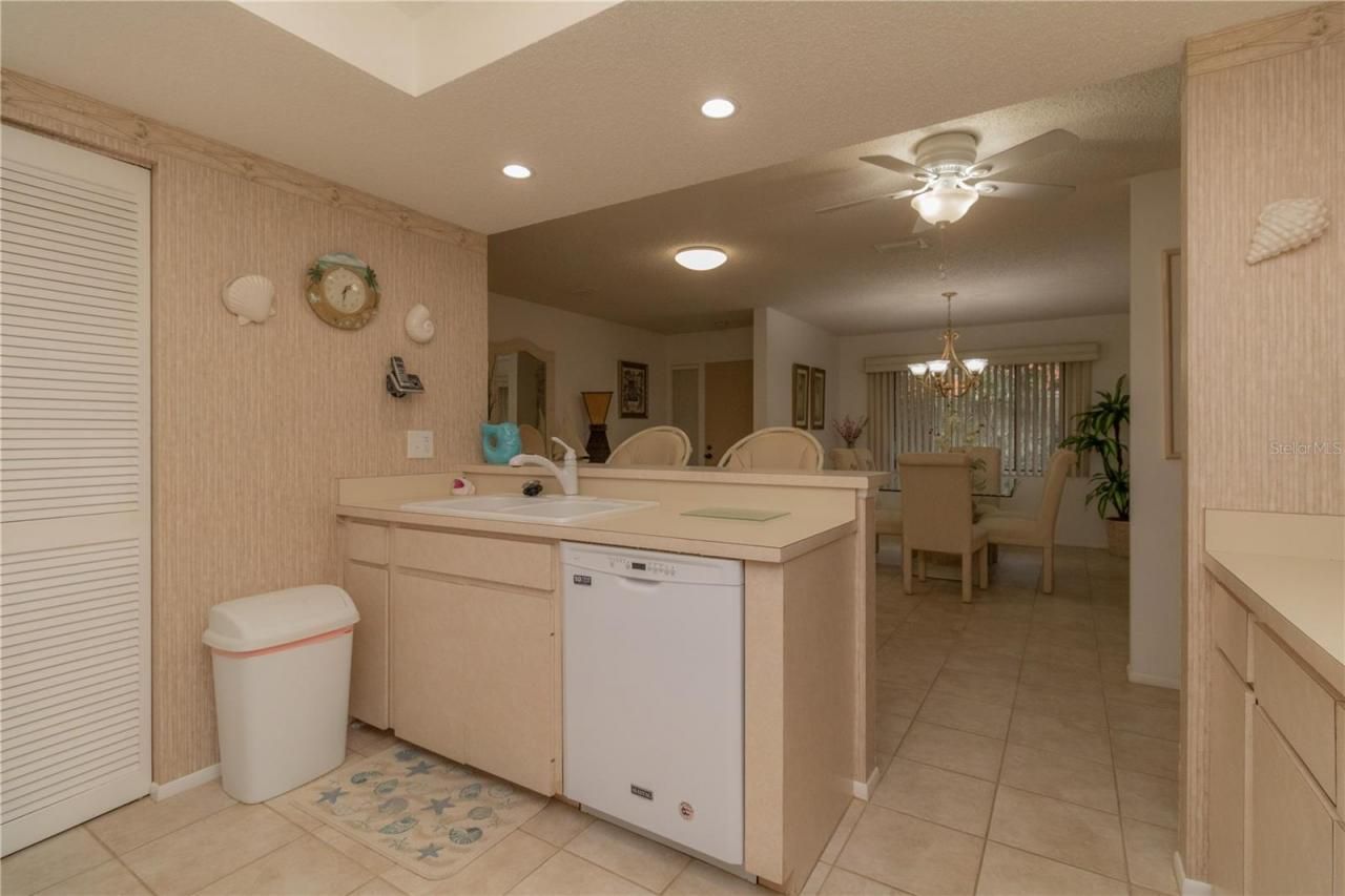 3805 Sun Eagle Lane, Unit 208, Bradenton, FL 34210 Photo