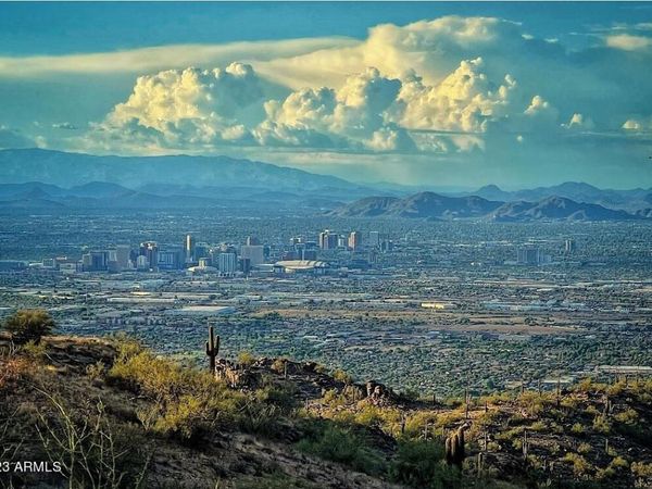 1825 E ADAMS Street, Phoenix, AZ 85034