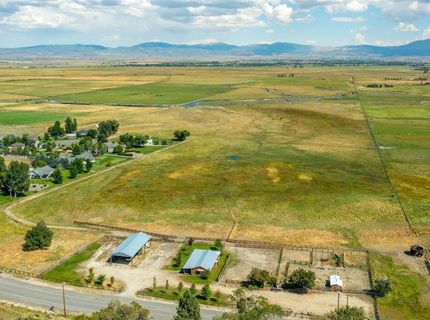 1461 Foothill Road, Gardnerville, NV 89460 Photo