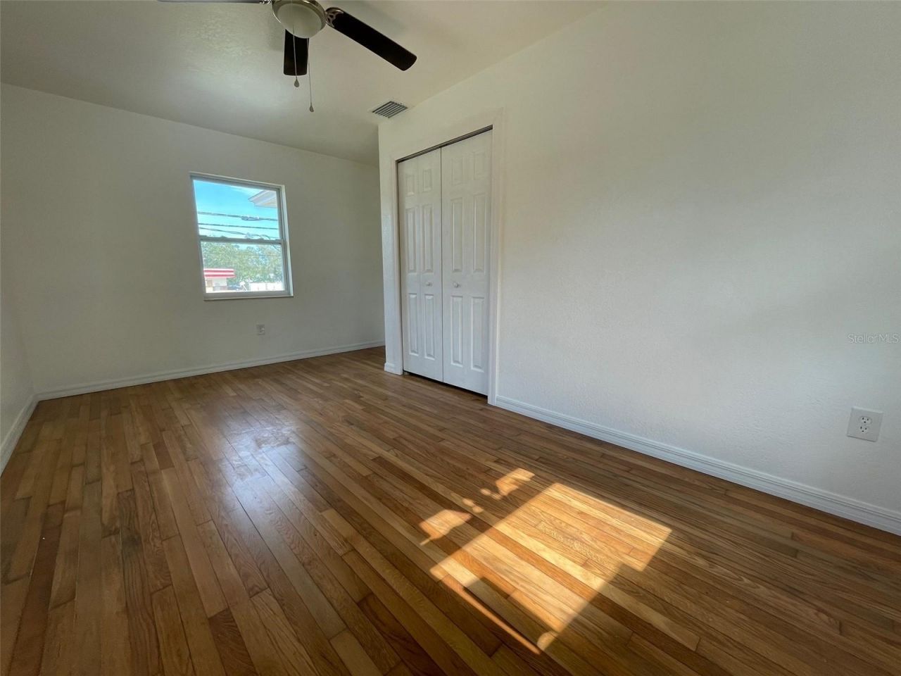 5370 71st Street N, Saint Petersburg, FL 33709 Photo