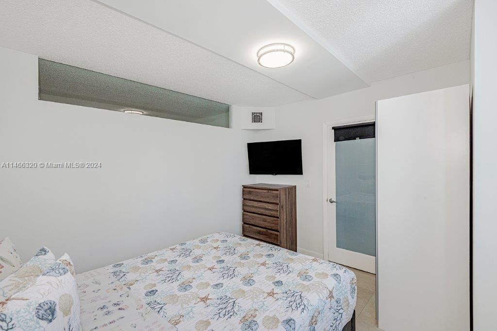 2301 Collins Ave, Unit 803, Miami Beach, FL 33139 Photo