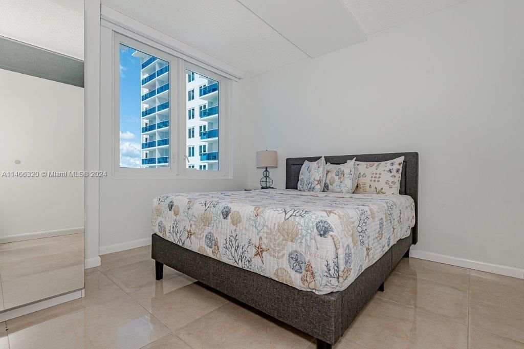 2301 Collins Ave, Unit 803, Miami Beach, FL 33139 Photo