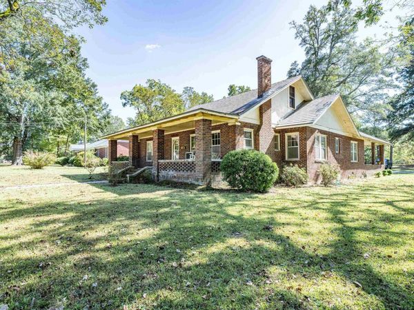 307 CHURCH ST, Somerville, TN 38068