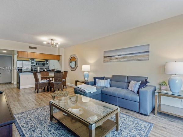 1750 N Bayshore Dr, Unit 1405, Miami, FL 33132