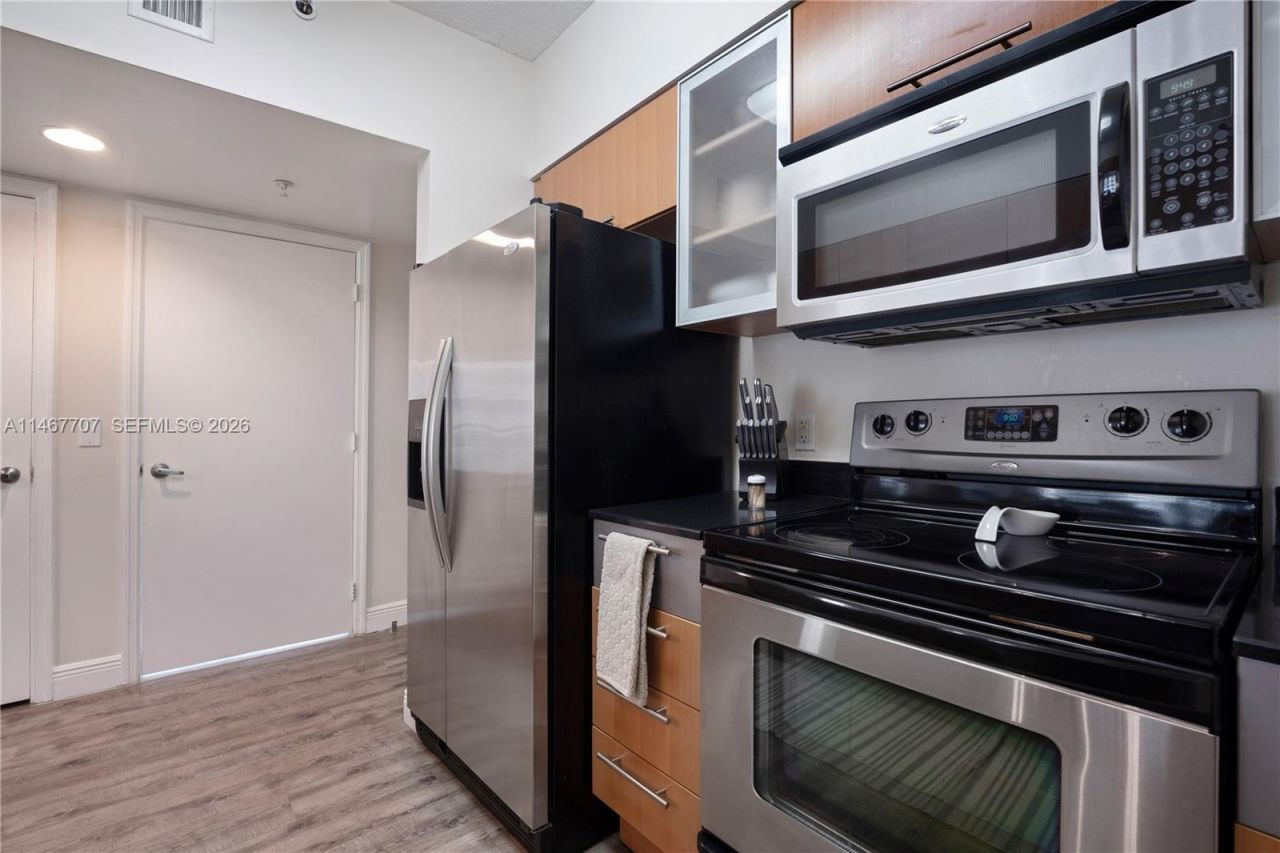1750 N Bayshore Dr, Unit 1405, Miami, FL 33132 Photo