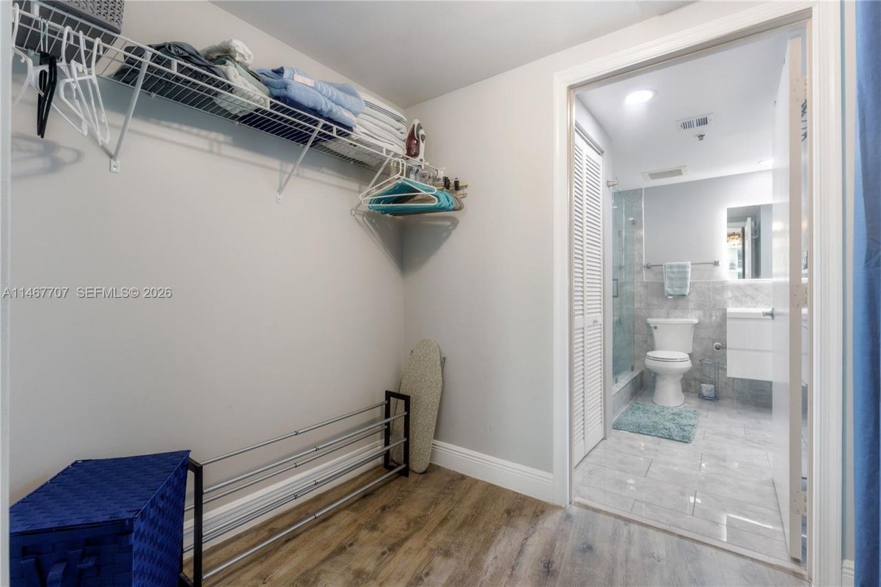 1750 N Bayshore Dr, Unit 1405, Miami, FL 33132 Photo