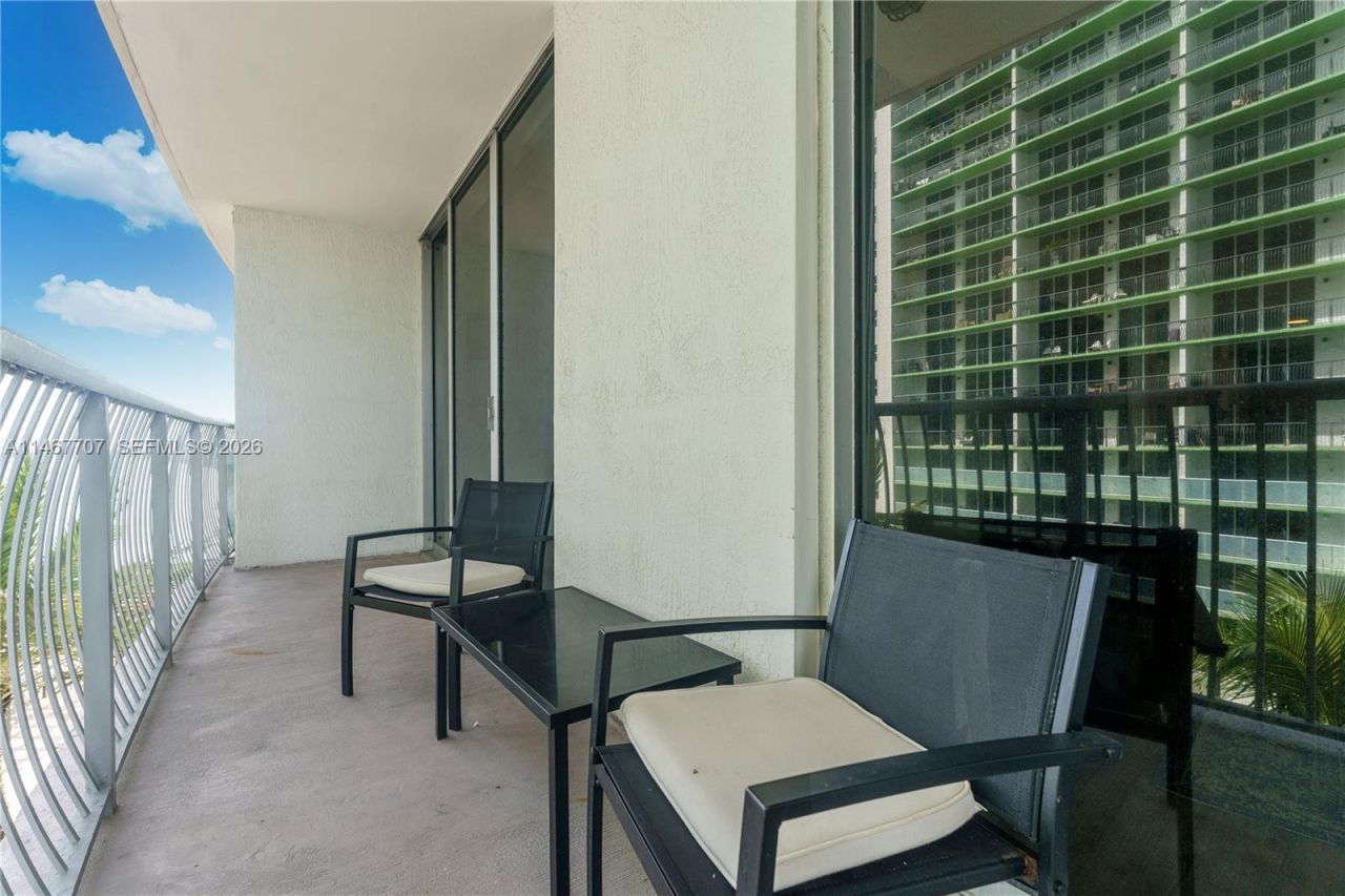 1750 N Bayshore Dr, Unit 1405, Miami, FL 33132 Photo