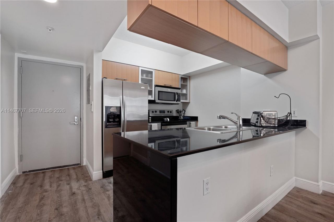 1750 N Bayshore Dr, Unit 1405, Miami, FL 33132 Photo