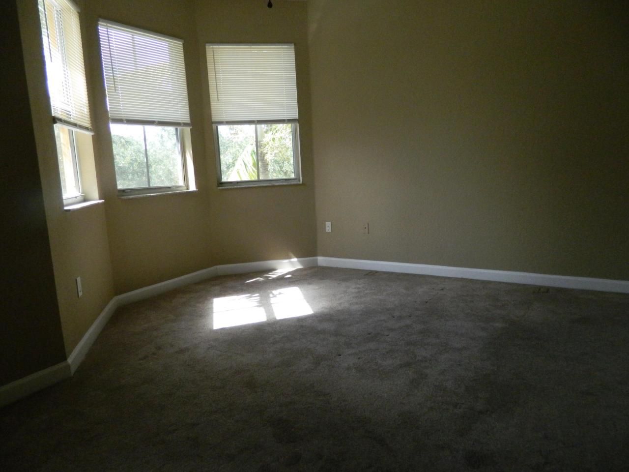 3305 N Shoma Drive, Unit 304, Royal Palm Beach, FL 33414 Photo