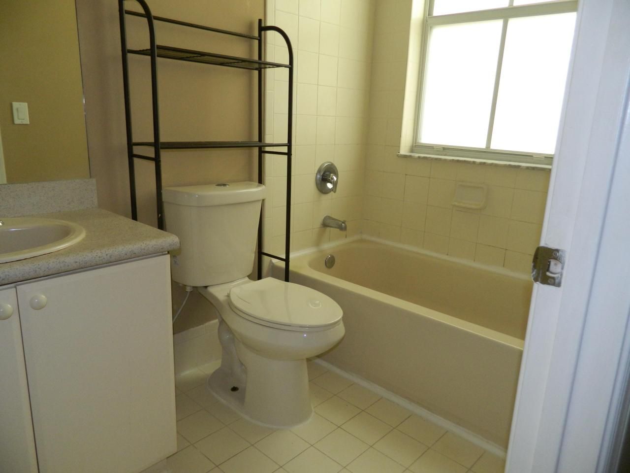 3305 N Shoma Drive, Unit 304, Royal Palm Beach, FL 33414 Photo