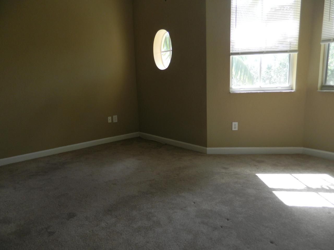 3305 N Shoma Drive, Unit 304, Royal Palm Beach, FL 33414 Photo