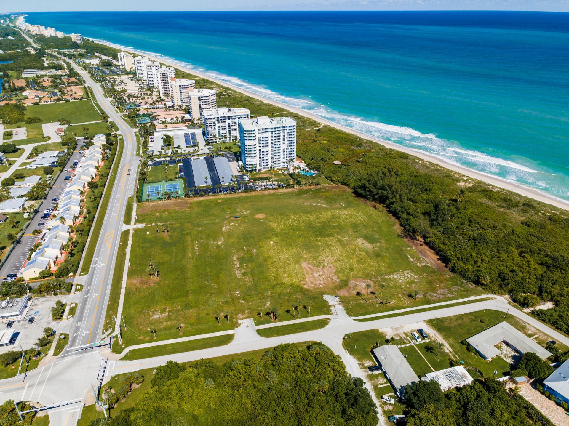 2600 N Highway A1a, Hutchinson Island, FL 34949 Photo