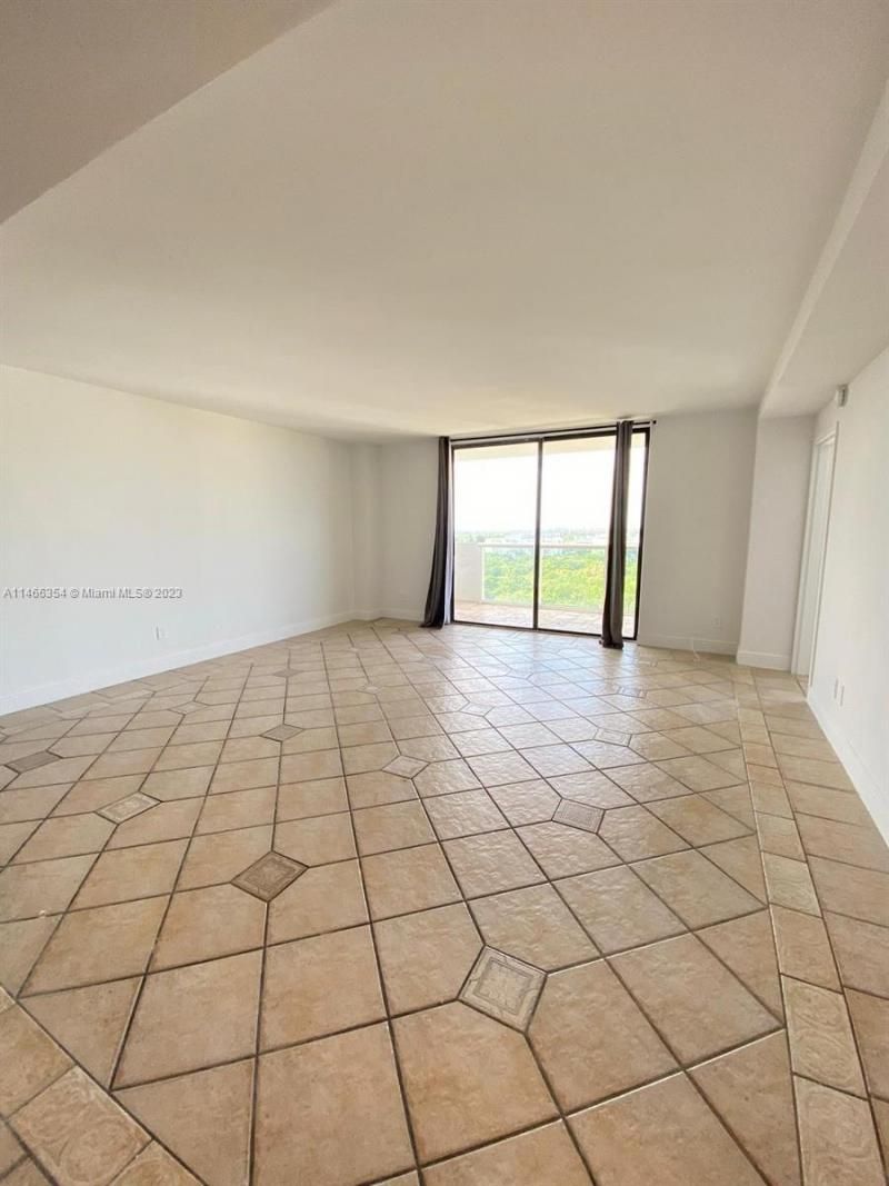 13499 Biscayne Blvd, Unit 1505, North Miami, FL 33181 Photo