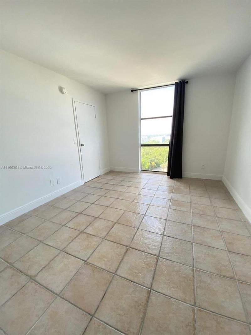 13499 Biscayne Blvd, Unit 1505, North Miami, FL 33181 Photo