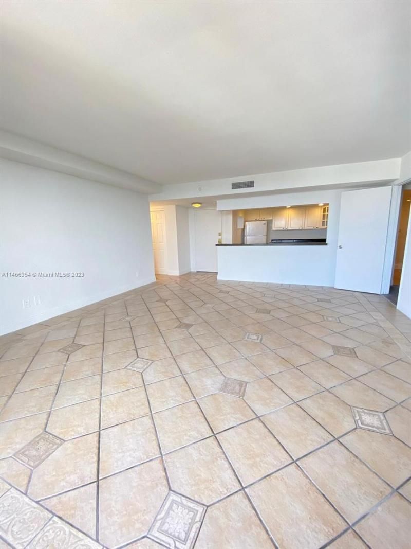 13499 Biscayne Blvd, Unit 1505, North Miami, FL 33181 Photo