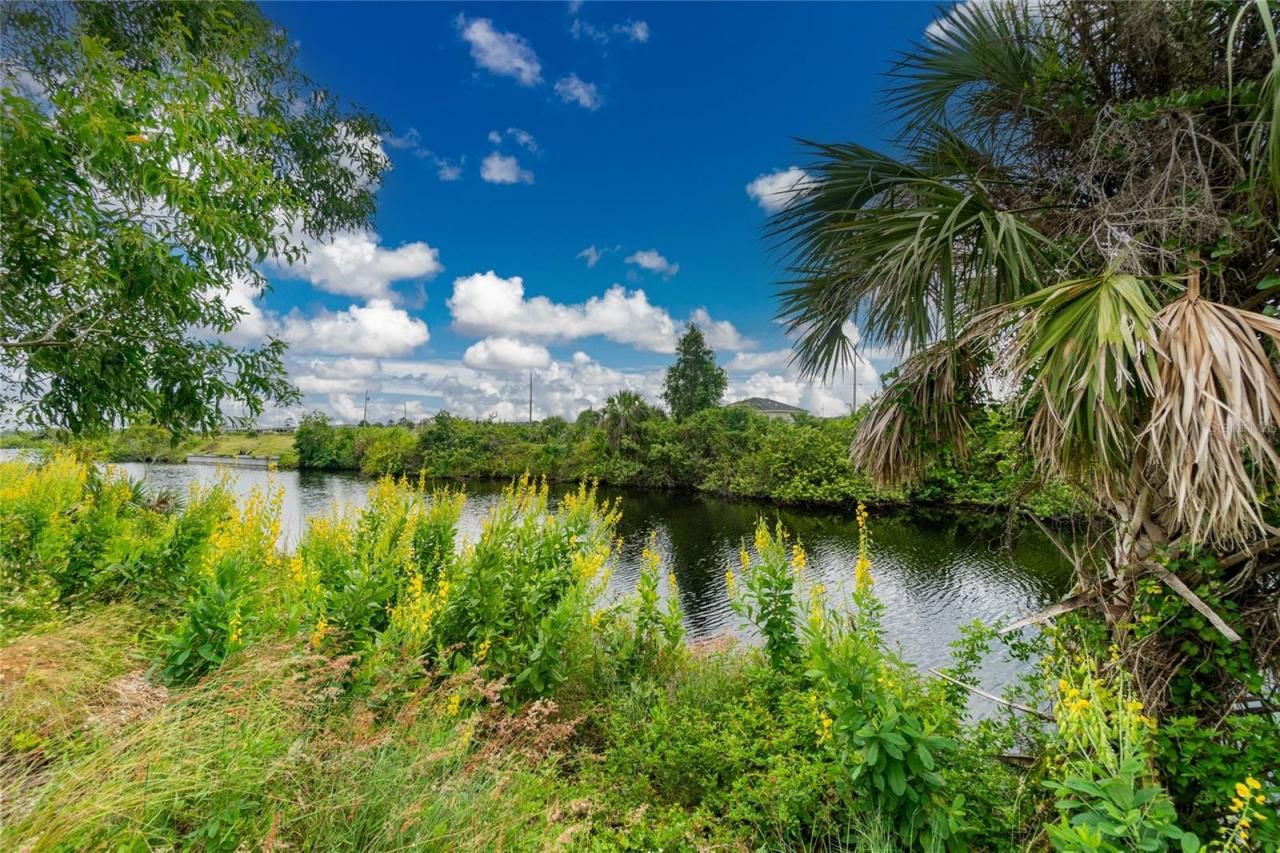 3902 NW 41st Lane, Cape Coral, FL 33993 Photo