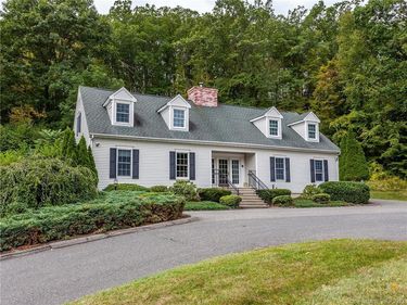 315 Litchfield, New Milford, CT 06776