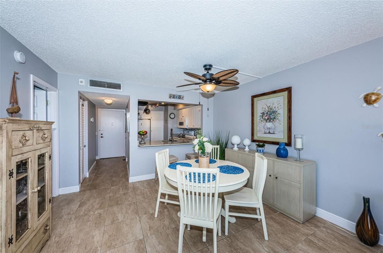 6295 Bahia Del Mar Circle, Unit 405, Saint Petersburg, FL 33715 Photo