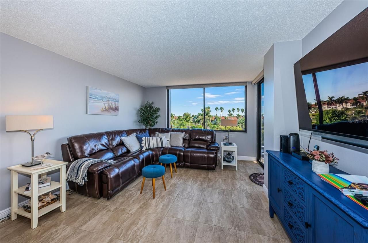 6295 Bahia Del Mar Circle, Unit 405, Saint Petersburg, FL 33715 Photo