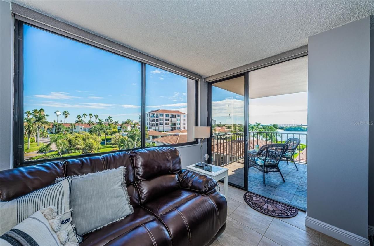 6295 Bahia Del Mar Circle, Unit 405, Saint Petersburg, FL 33715 Photo