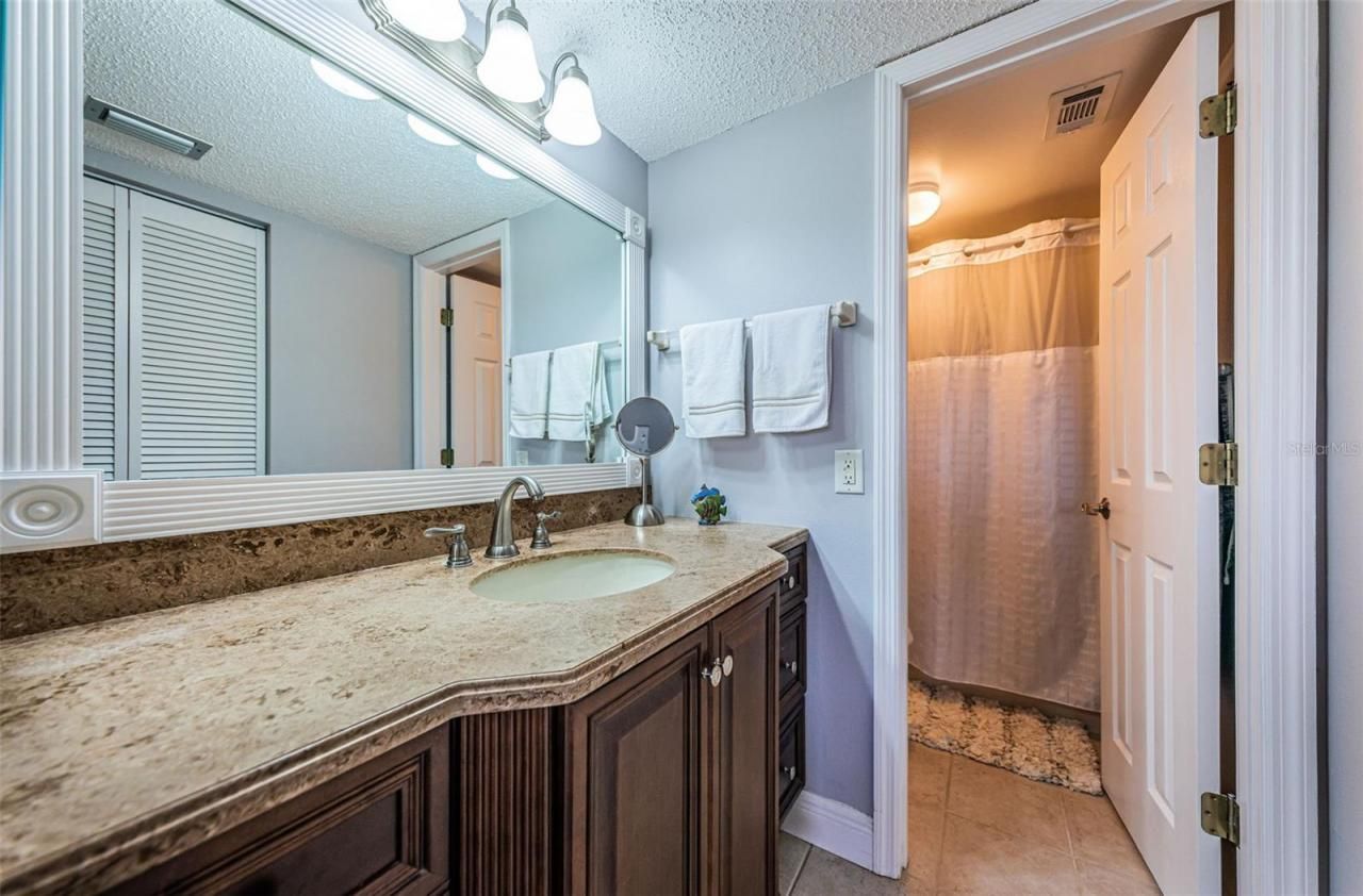 6295 Bahia Del Mar Circle, Unit 405, Saint Petersburg, FL 33715 Photo