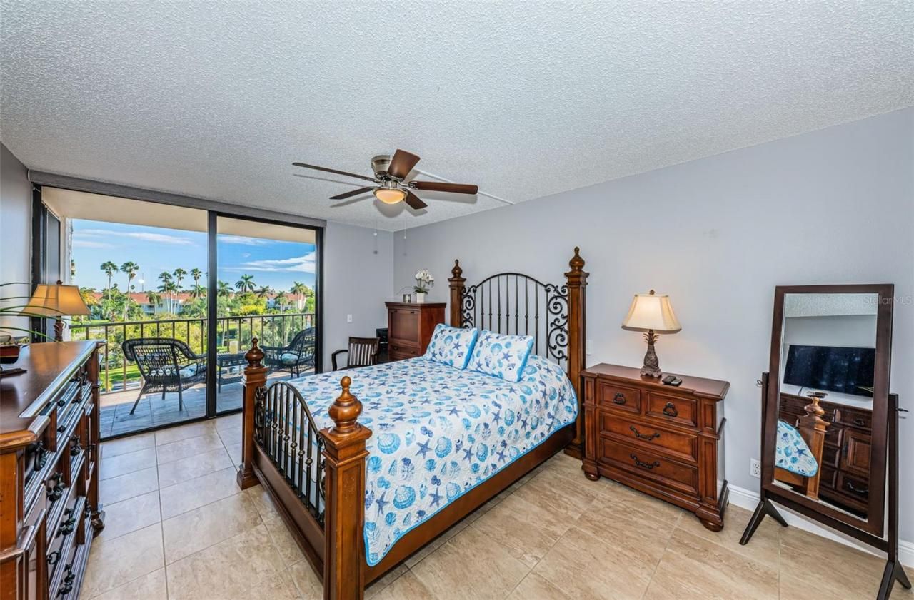 6295 Bahia Del Mar Circle, Unit 405, Saint Petersburg, FL 33715 Photo