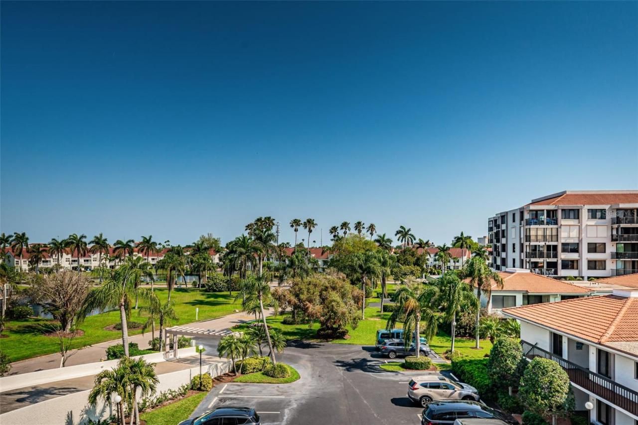 6295 Bahia Del Mar Circle, Unit 405, Saint Petersburg, FL 33715 Photo