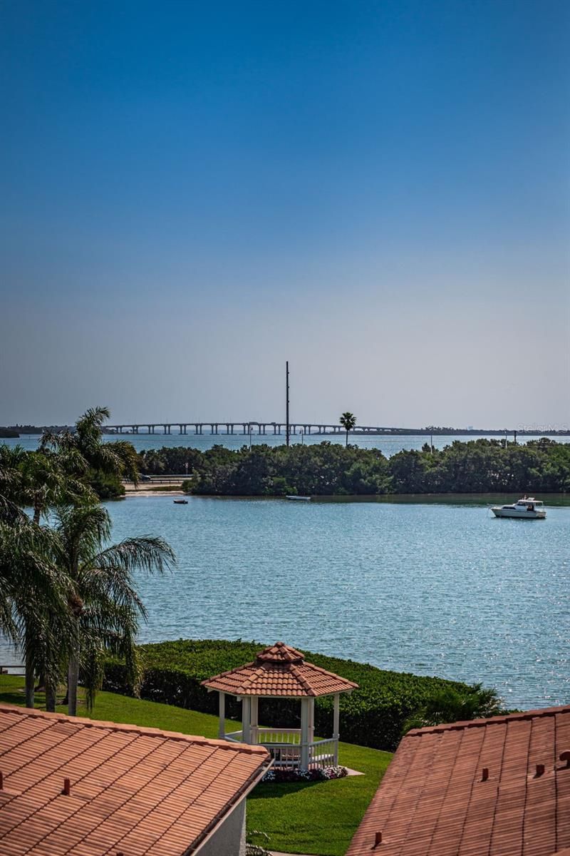 6295 Bahia Del Mar Circle, Unit 405, Saint Petersburg, FL 33715 Photo