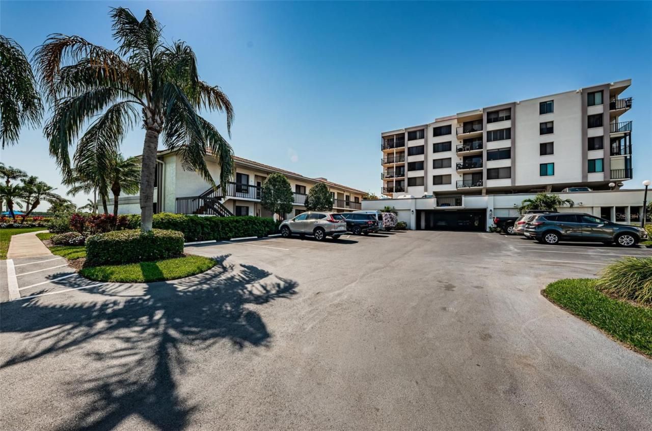 6295 Bahia Del Mar Circle, Unit 405, Saint Petersburg, FL 33715 Photo