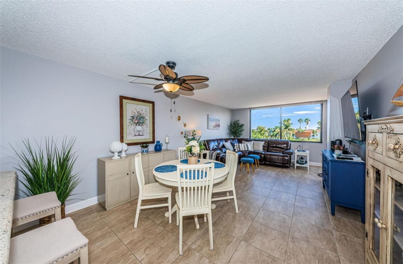 6295 Bahia Del Mar Circle, Unit 405, Saint Petersburg, FL 33715 Photo