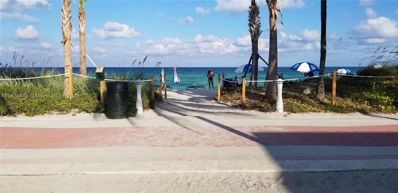 5445 Collins Ave, Unit 528, Miami Beach, FL 33140 Photo