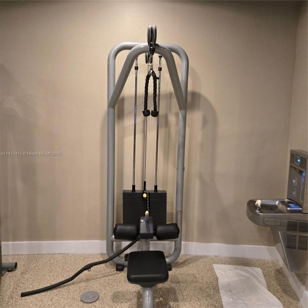 5445 Collins Ave, Unit 528, Miami Beach, FL 33140 Photo