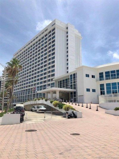 5445 Collins Ave, Unit 528, Miami Beach, FL 33140 Photo