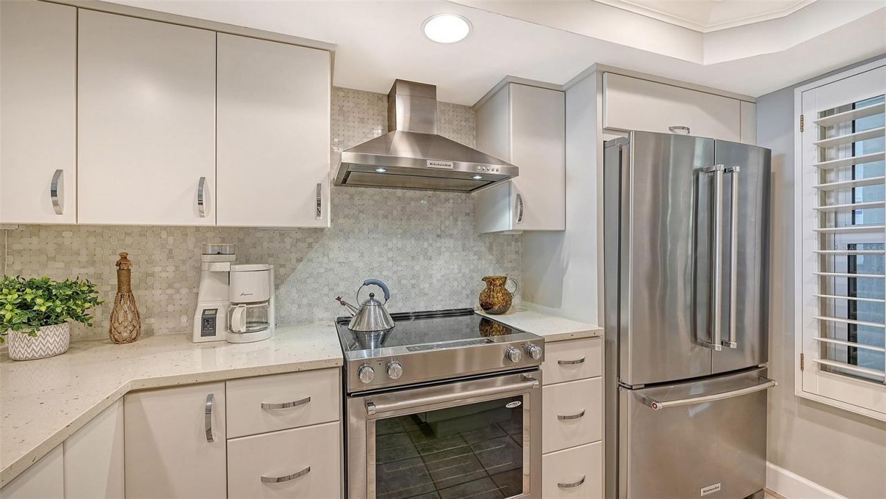 2109 Gulf Of Mexico Drive, Unit 1203, Longboat Key, FL 34228 Photo