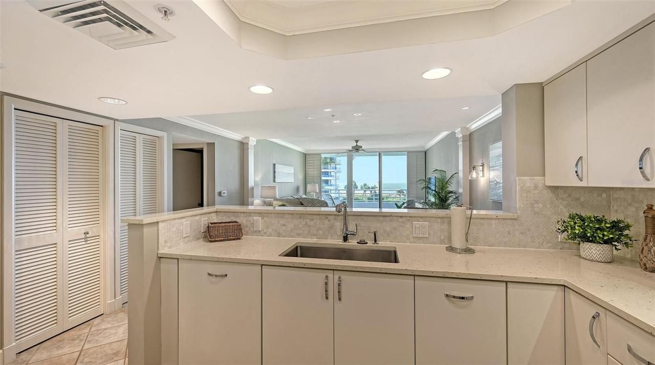 2109 Gulf Of Mexico Drive, Unit 1203, Longboat Key, FL 34228 Photo