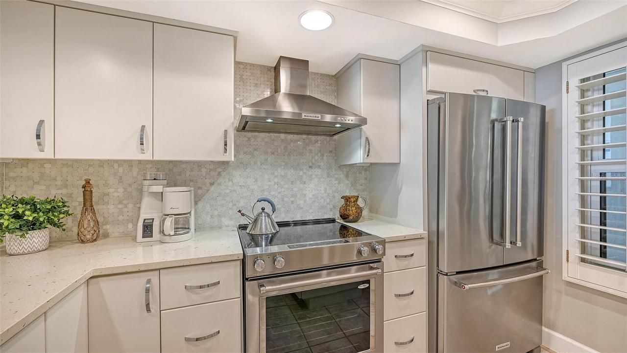 2109 Gulf Of Mexico Drive, Unit 1203, Longboat Key, FL 34228 Photo