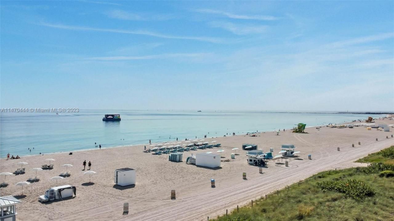 465 Ocean Dr, Unit 804, Miami Beach, FL 33139 Photo