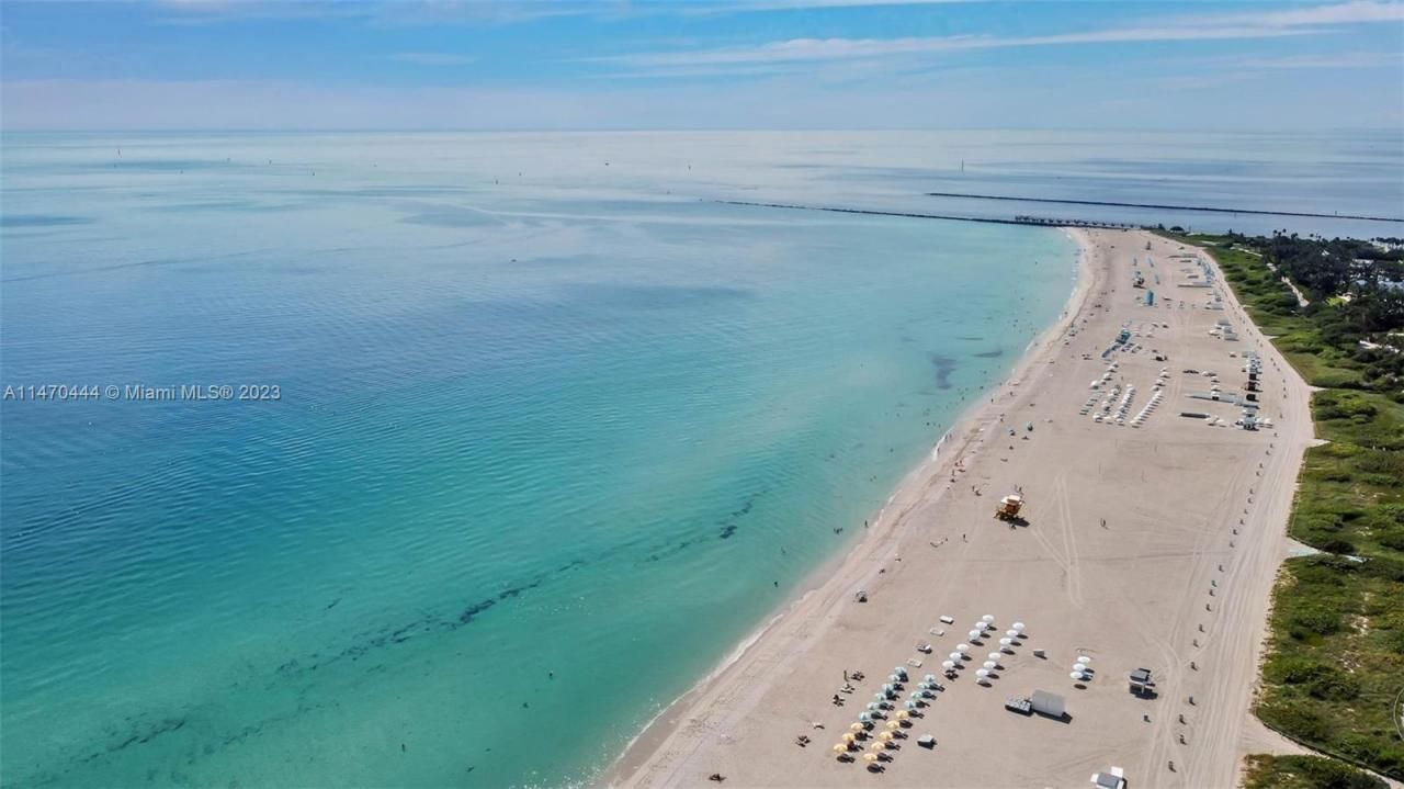465 Ocean Dr, Unit 804, Miami Beach, FL 33139 Photo