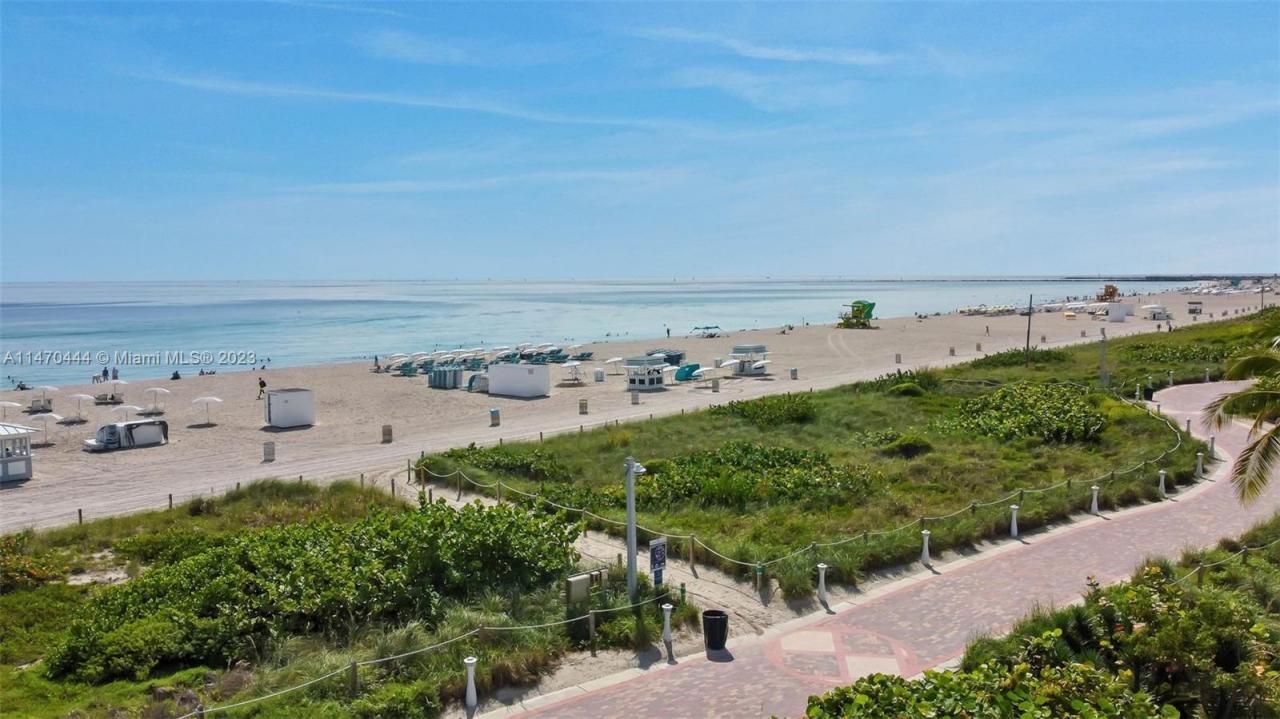 465 Ocean Dr, Unit 804, Miami Beach, FL 33139 Photo