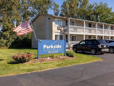 13883 MIDDLE GIBRALTAR #3, #7, Gibraltar, MI 48173