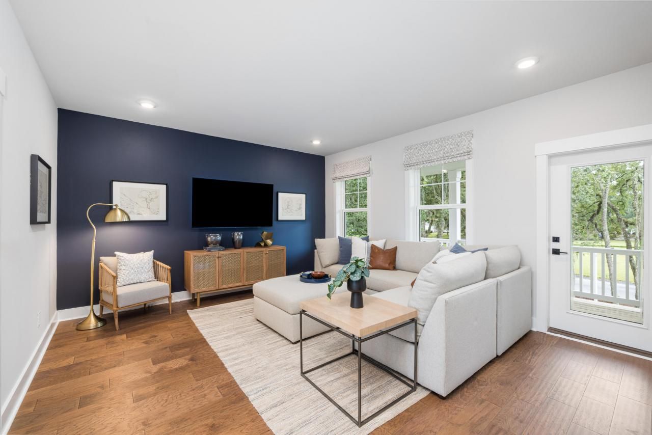 5000 Middleton Drive Photo 13