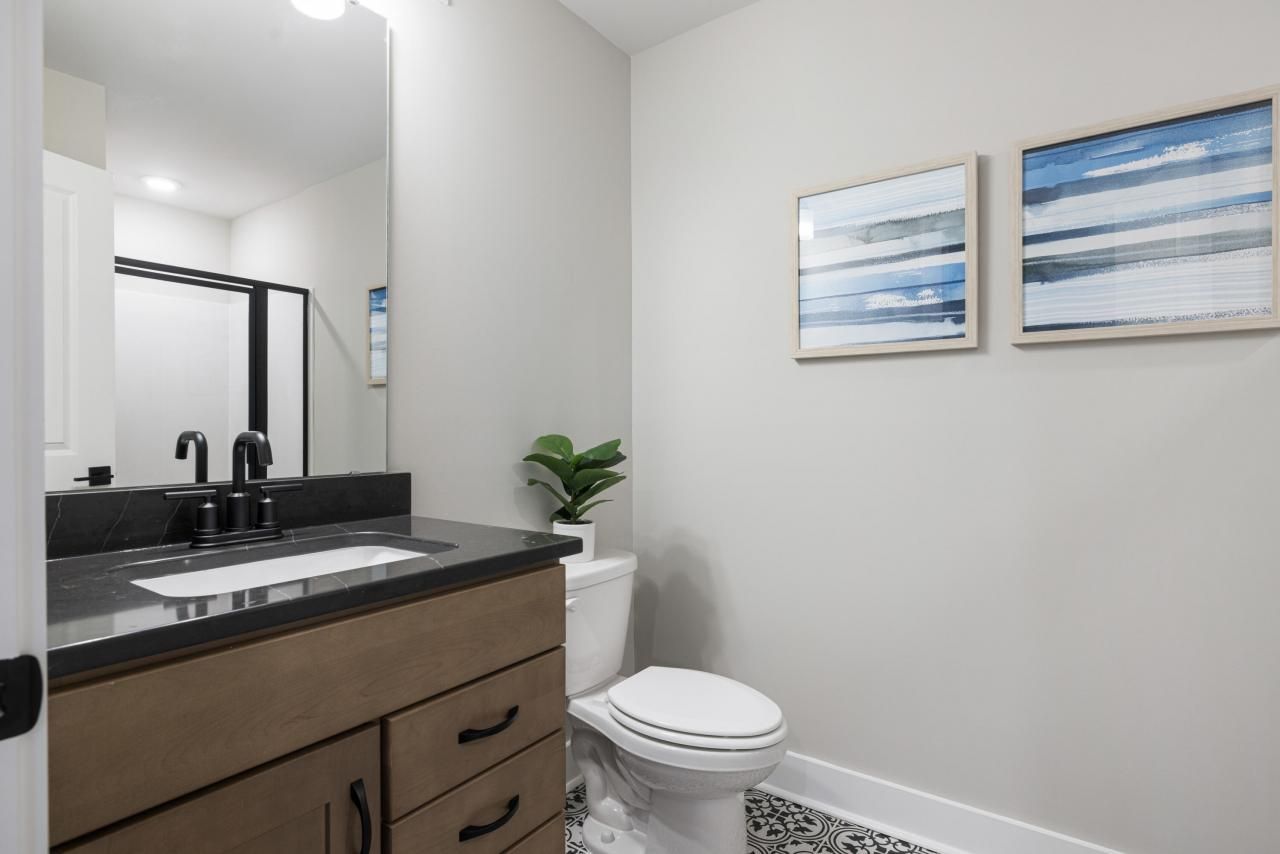 5000 Middleton Drive Photo 16