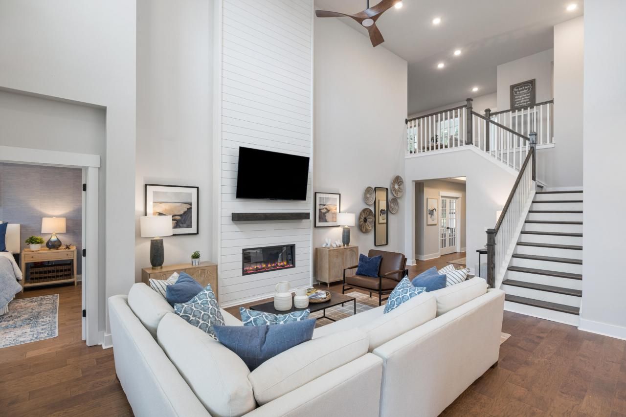 5000 Middleton Drive Photo 8